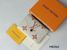 Picture of LV Wallets _SKUfw133795825fw